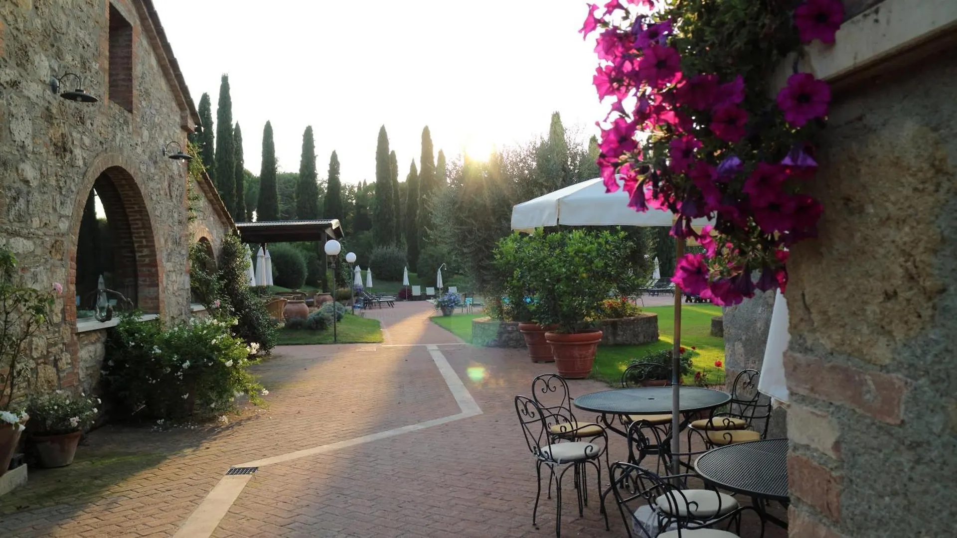 Agriturismo La Sovana Sarteano Lantgård
